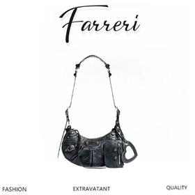 B家秋冬新款Le Cagole月牙包，抓皱牛皮制作！BBLSJ