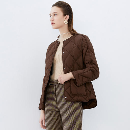 EITIE爱特爱冬季新款时尚简约优雅纯色短款羽绒服7611304 商品图3