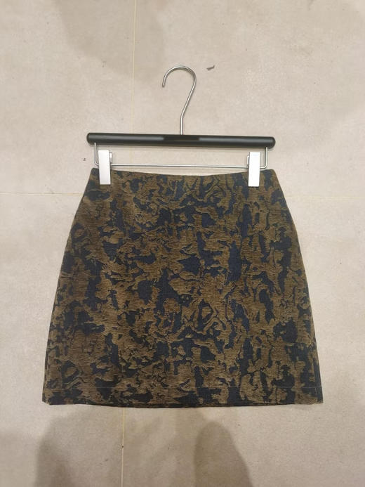 【门店同款】ENJOY秋季C复古提花A字短裙 159405077 商品图0