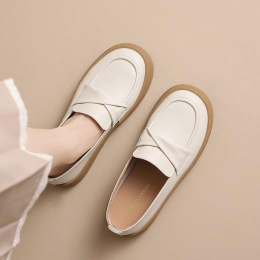 ZHR厚底乐福鞋2024新款软底白色小皮鞋女士一脚蹬单鞋休闲小白鞋 商品图1