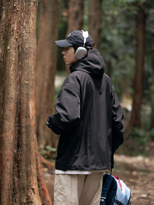 【自由穿梭❗️山系连帽外套】春秋季新款潮牌户外登山休闲夹克，防水工装冲锋衣，情侣外套L 商品图4