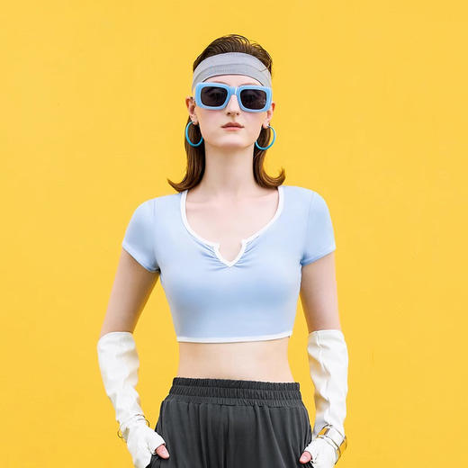 跃牌【欲动春风】系列 女短款瑜伽服短袖带胸垫防震跑步普拉提训练上衣24012 商品图0