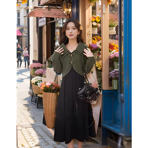 9/8奢姿大码女装2024秋季针织V领外套吊带裙两件套胖妹妹时尚套装9943991304 商品图2