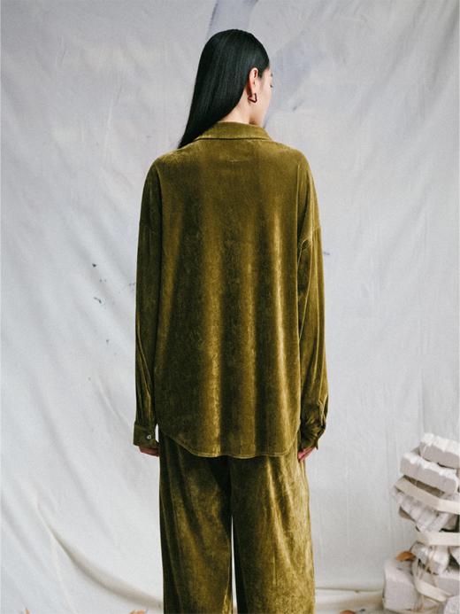 LIYIHAN 24夏季新品光泽丝绒宽松衬衫女士套装法式复古 商品图5