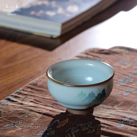 问鼎汝瓷鼎峰系列月白闲意杯（青绿山水） 商品图1