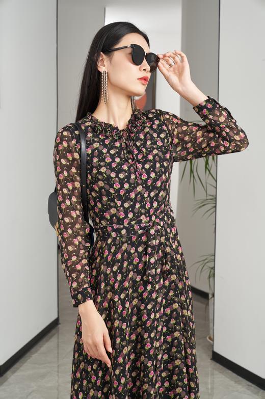 水红色连衣裙HJ3S65 商品图4