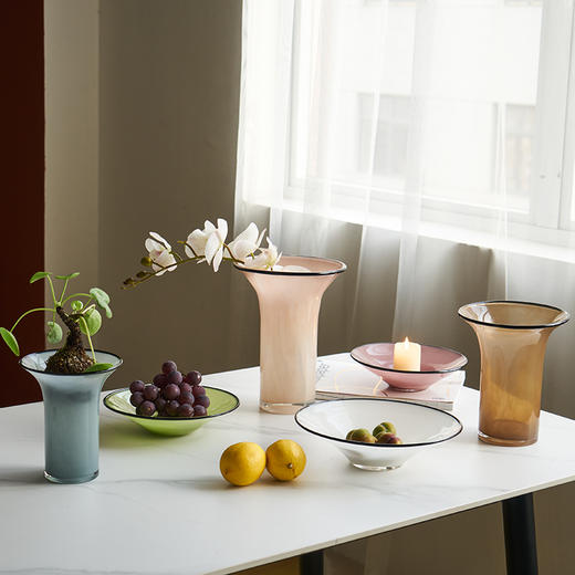 北欧风瓷粉黑边敞口花瓶鲜花餐桌电视柜简约创意手工家用玻璃果盘 商品图0