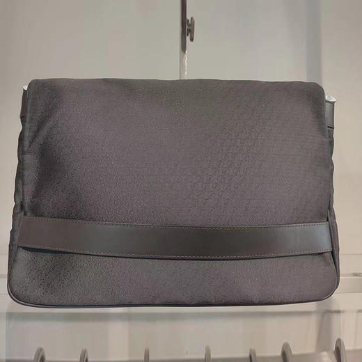 ARMANI 阿玛尼 男士徽标压花单肩包 墨绿色 YGM969 YC022 88273 商品图0