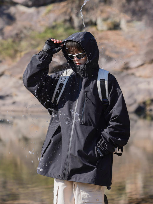 【户外潮牌两件套！山系冲锋衣】三合一外套连帽春秋潮牌，百搭时尚舒适，户外登山美式夹克女，防水防风情侣外套L 商品图13