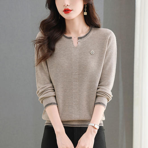 CC-101-23631针织打底衫女长袖秋装2024新款春秋洋气上衣内搭短款毛衣 商品图3