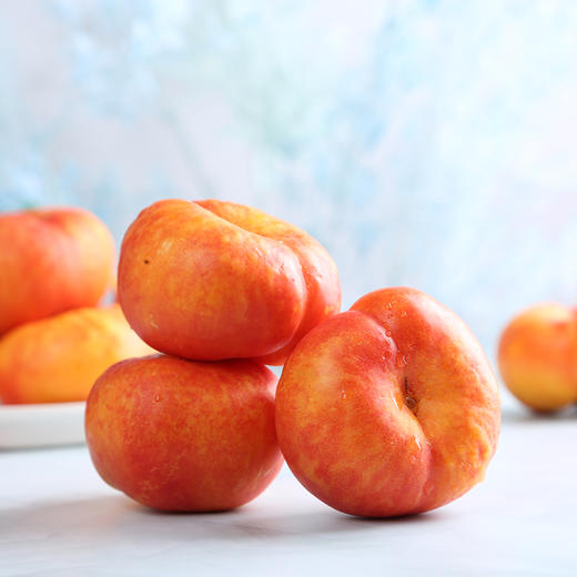 河南香水黄油蟠桃9粒礼盒装(单果125-175g) 商品图0