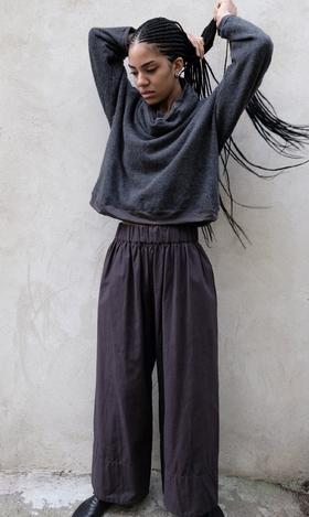 Elsa esturgie炭黑直筒裤