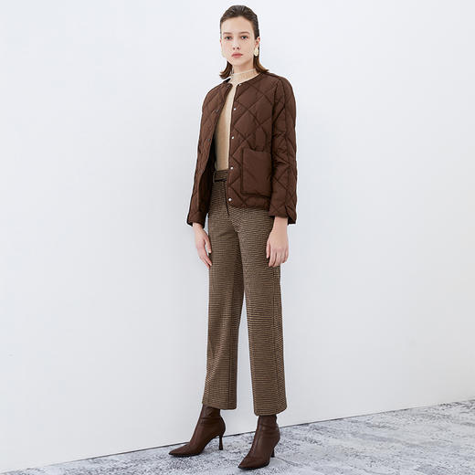 EITIE爱特爱冬季新款时尚简约优雅纯色短款羽绒服7611304 商品图1