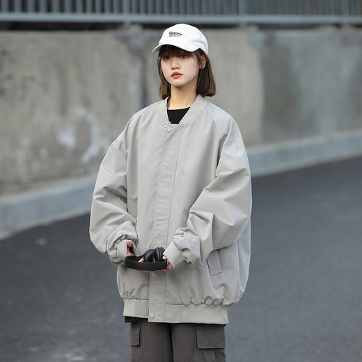 【采用全新的潮牌户外款❗️日系复古潮牌宽松飞行员夹克】自由穿梭＆轻量型户外，整体OVERSIZE版型，男女同款情侣款春秋季薄款棒球服防水外套L 商品图2