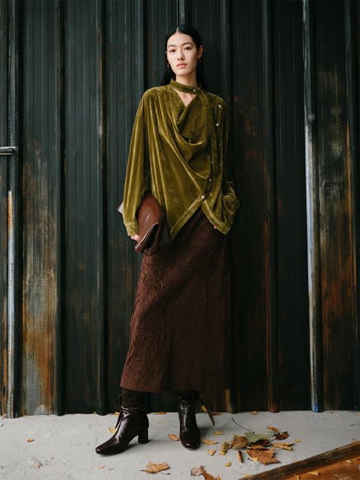 LIYIHAN 新中式丝绒不规则衬衫女24秋季新款设计感不规则长袖上衣 商品图1