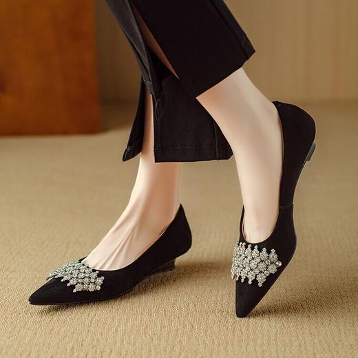 【预售5天】水钻方扣尖头浅口平底单鞋，百搭仙女风低跟鞋DB&M6019 商品图2