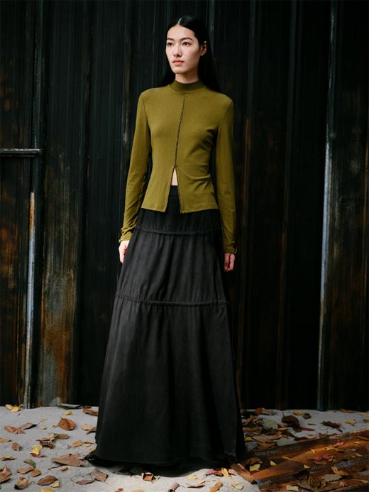 LIYIHAN 24秋设计感开叉修身上衣橄榄果绿色中领针织女24冬新款 商品图1