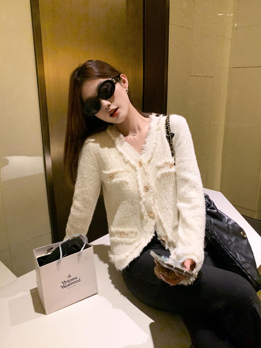 <曾小咸推荐>杏色小香风毛衣 商品图1