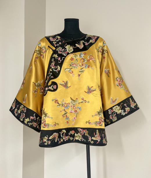 2024新款新中式国风全身刺绣斜襟上衣F231208-1 商品图2