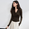西遇设计感通勤风优雅交叉长袖T恤女高级感修身打底衫V0043126 商品缩略图4