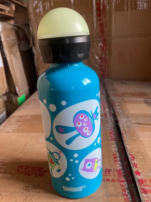 sigg希格不锈钢翻盖运动水杯系列容量0.4l原装正品 若无质量问题概不退换 商品图5