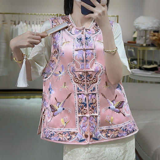 KDS-2526新中式醋酸马甲2024年秋季新款高档女装无袖刺绣盘扣上衣 商品图1