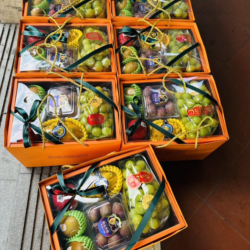 双层百搭礼盒 会根据当季水果做调整