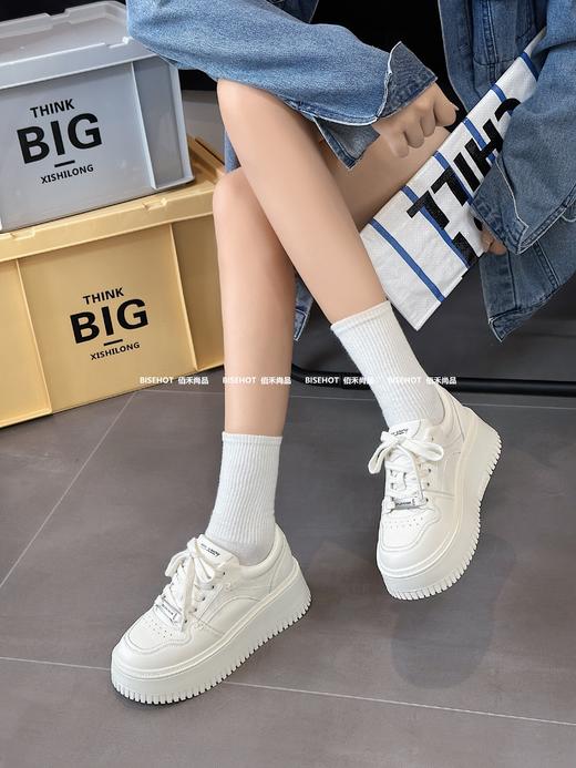 新品女士厚底增高显瘦百搭休闲鞋997B43550（W） 商品图5