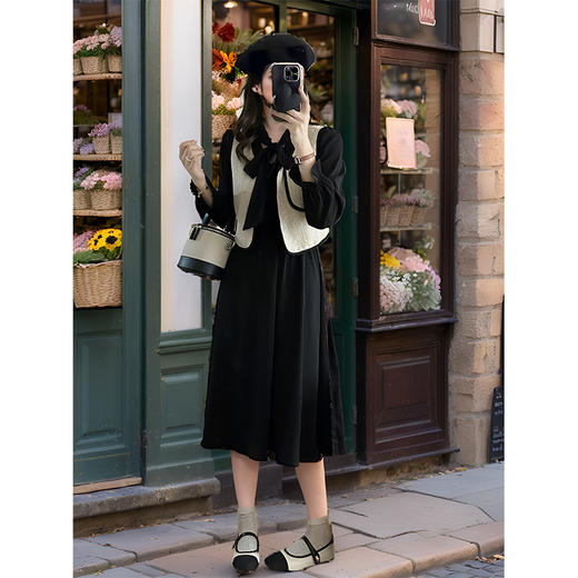 9/9奢姿大码女装2024秋季蝴蝶结绑带V领假两件裙子胖妹妹时尚连衣裙9943891324 商品图1