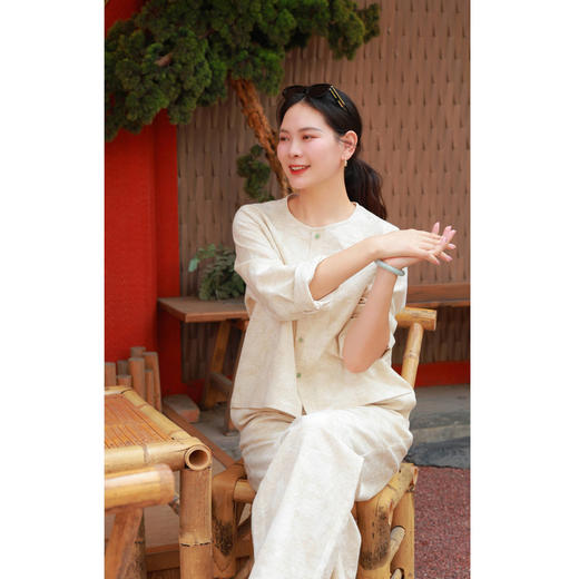 【抖音专属】窄版直筒裤（24709800-山矾） 商品图0