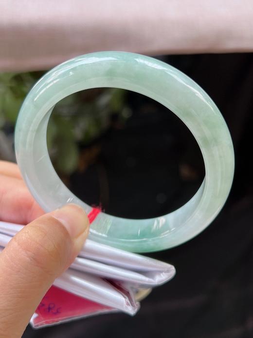 58正圈 飘花翡翠手镯 商品图5