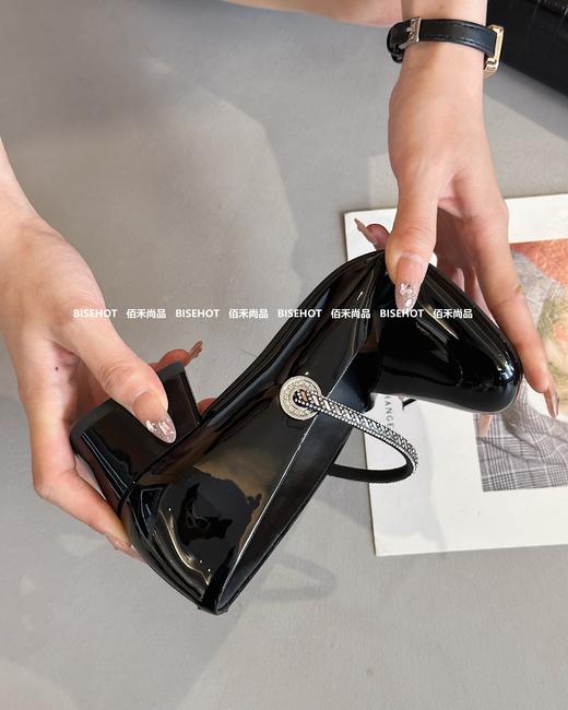 新品女士漆皮粗跟百搭少女时尚单鞋547B43509（W） 商品图6