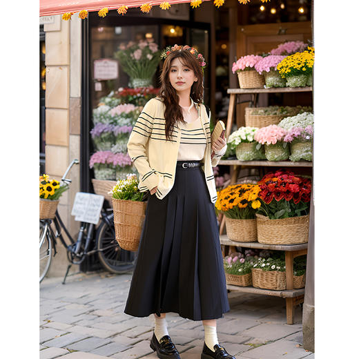 9/9奢姿大码女装2024秋季减龄百褶半松紧裙子胖妹妹时尚百搭半身裙9943491329 商品图0