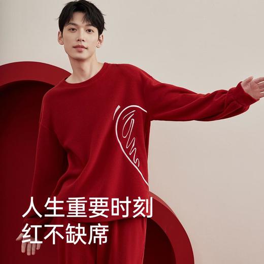 3部顶瓜瓜情侣红色爱心摇粒绒套头圆领长袖套装AQW25145/AQW25146 商品图3