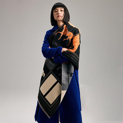 秋冬季新款围巾女 网格色块马匹碰撞 时尚大气 百搭围巾女士 仿羊绒保暖围巾 空调披肩围脖 商品图2