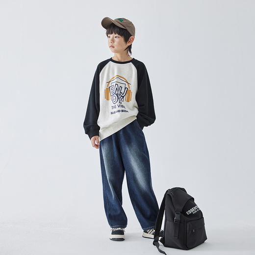 蓝汽水2024秋冬新款卫衣男童撞色插肩亲子装字母印花拉绒面料上衣 商品图3