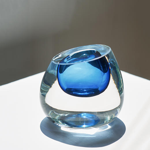 北欧高级感斜口彩色琉璃厚重迷你玻璃花瓶居家桌面水培单支小口瓶 商品图11