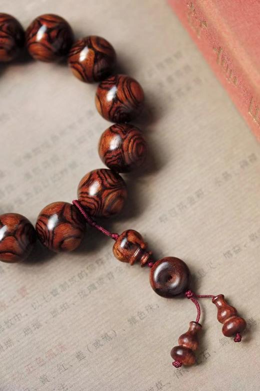 海黄精品对眼1.8手串 商品图4