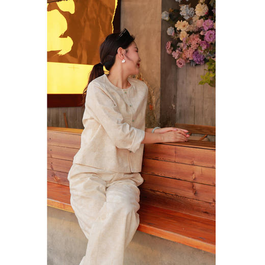 【抖音专属】窄版直筒裤（24709800-山矾） 商品图1