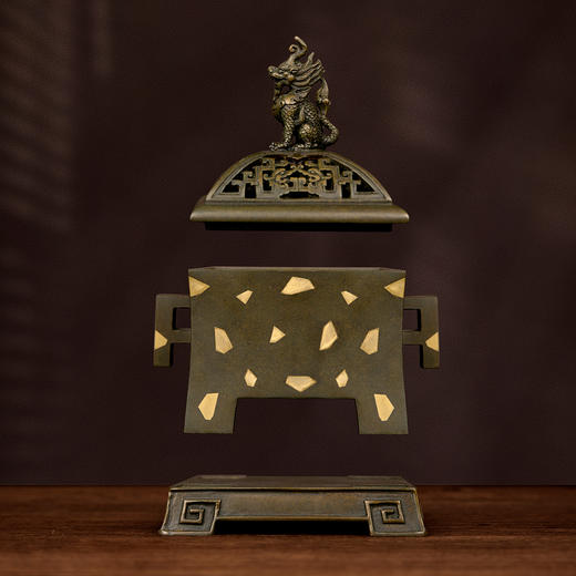 吉祥古法香炉 嵌金带座戟耳方熏炉 商品图3