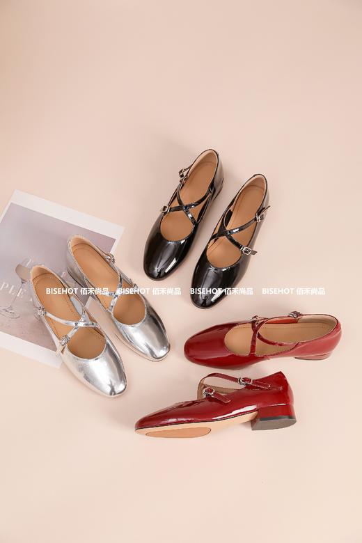 新品漆皮平底交叉带舒适时尚小单鞋825B43504（W） 商品图0