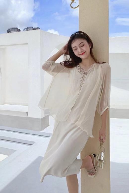 L.Fleuri 米白度假风飘逸连衣裙套装 16863 商品图1