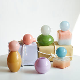 北欧多巴胺彩色香薰瓶创意奶油风小口台面摆件居家样板房台面装饰