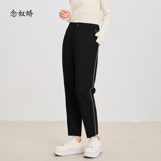 【商场同款】CNT4980 “漫步运动裤”  上松下紧设计修饰大腿显瘦舒适 侧缝白色牙边运动裤 好穿搭黑色休闲裤 商品图8