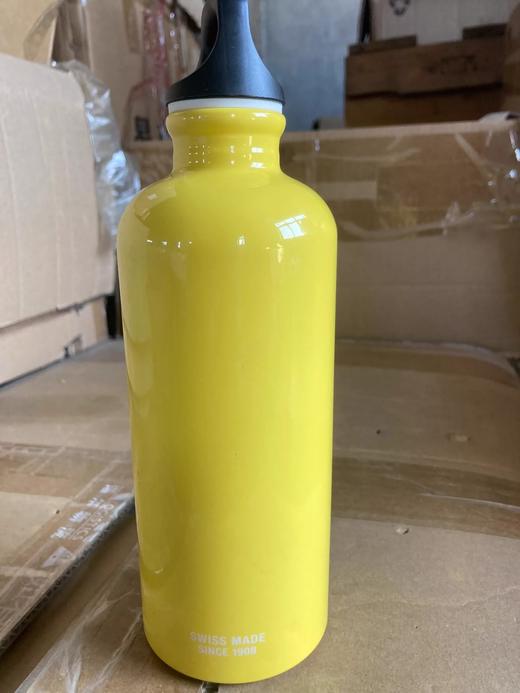 sigg原版简约黄色款运动水杯0.6L原装正品 商品图1