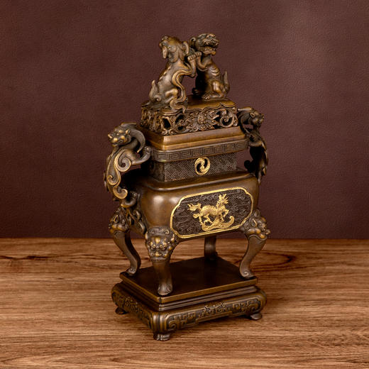 吉祥古法香炉 带座螭龙耳双狮戏球熏炉 商品图1
