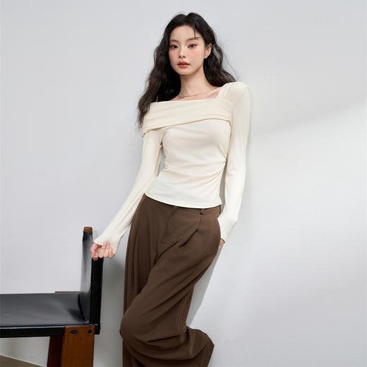 西遇法式温柔气质斜肩长袖T恤女新款薄款初秋穿搭高级感上衣M0043156 商品图3