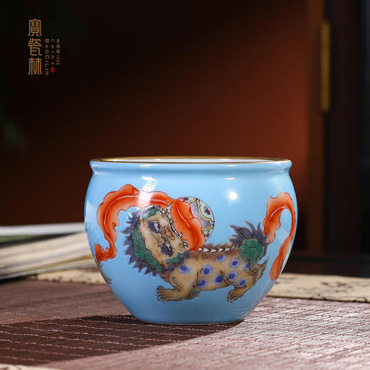 湖水蓝地古彩描金事事如意纹缸杯 商品图0