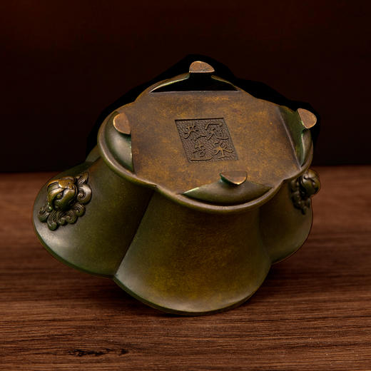 吉祥古法香炉 带座天鸡耳海棠熏炉 商品图4