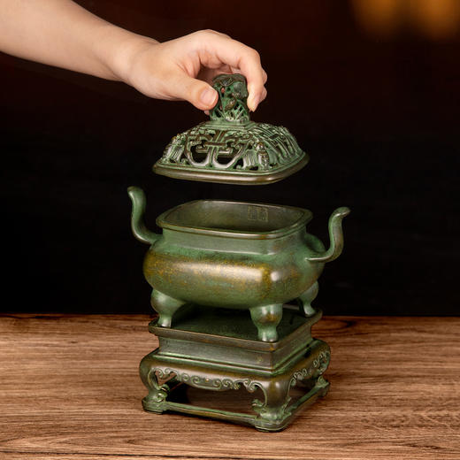 吉祥古法香炉 带座朝冠耳马蹄熏炉 商品图7